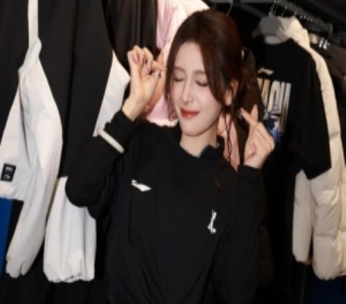 Rita曬照：在李寧門店跟小塔見面了嗎衣服都太好看！