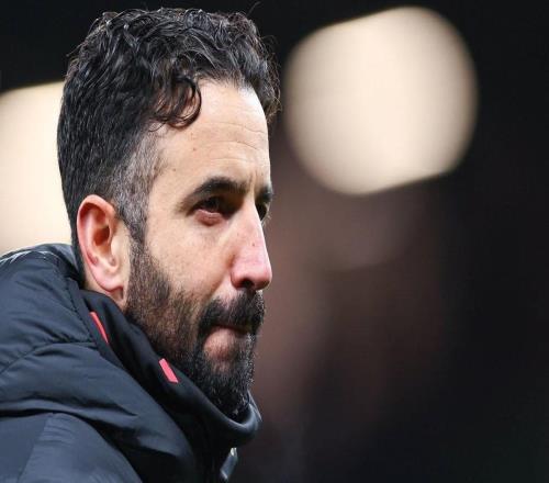 天空：阿莫林覺(jué)得沒(méi)得到高層支持，他希望簽有英超經(jīng)驗的中鋒