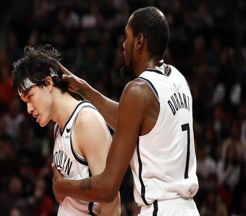 11位NBA亞洲球員總得分：易建聯(lián)第三，崔永熙尷尬，第一毫無懸念