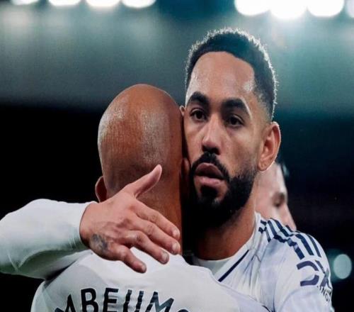 官方：曼聯(lián)收獲英超10月最佳教練+最佳球員阿莫林談姆伯莫：他經(jīng)歷了很多磨難才走到今天