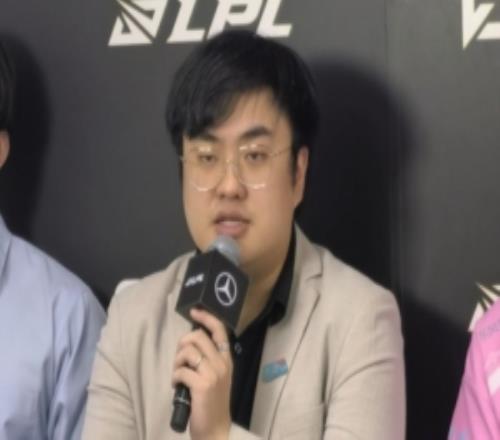 BLG教練：有這么強(qiáng)的選手和這么好的教練組肯定是沖著奪冠去的