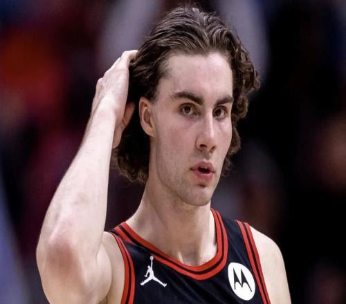 MVP榜第五！詹皇絕殺者成NBA最大奇跡，豈止1億合同，他真值3個(gè)億