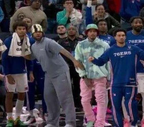 我去，艾弗森今天在76人絕殺了....