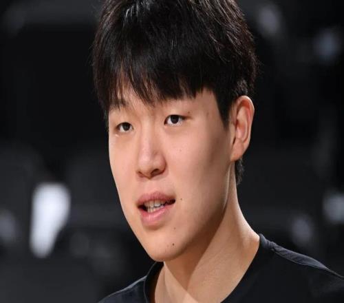 給起跑線上的楊瀚森，多點耐心與包容