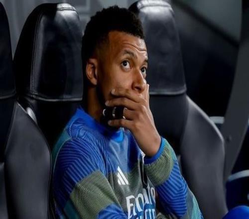 替補(bǔ)未出場(chǎng)，姆巴佩上一次歐冠比賽沒(méi)出場(chǎng)也是對(duì)陣曼城