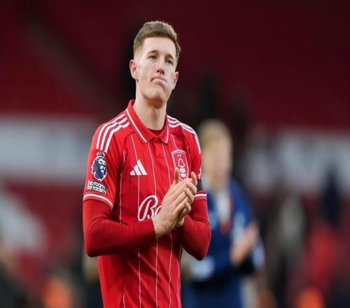 切爾西狂追23歲英格蘭中場天才，轉(zhuǎn)會費8000萬鎊，兩大豪門來搶人