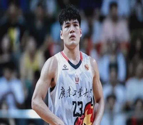 翻屋企！陳國(guó)豪，沒(méi)那么簡(jiǎn)單...