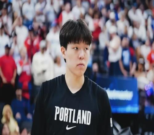 WOC！文班亞馬！難以置信...