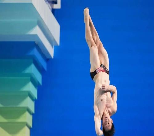 八連冠廣東隊勇奪十五運會(huì )跳水男團金牌