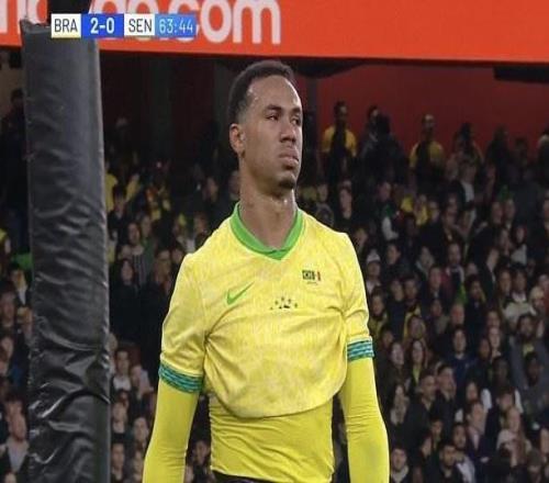 北倫敦德比還能上嗎加布里埃爾在比賽中疑似腹股溝受傷被替換下場