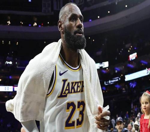 謙遜，湖人隊(duì)勒布朗詹姆斯回應(yīng)自己升至NBA歷史勝場(chǎng)榜第二位