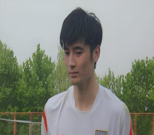 80后中超老將盤(pán)點(diǎn)！綠茵守望者，38歲門(mén)神耿曉峰的浮沉與堅守！