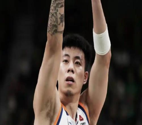 勝遼寧發(fā)布會(huì )！盧偉致謝遼寧暖心活動(dòng)，大贊防守，張鎮麟展格局！