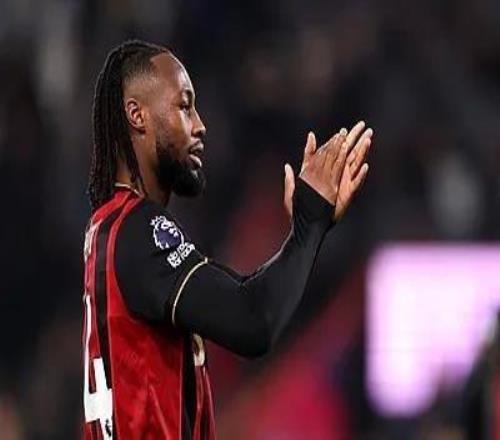 記者：塞門約今日接受曼城體檢，將簽約五年半