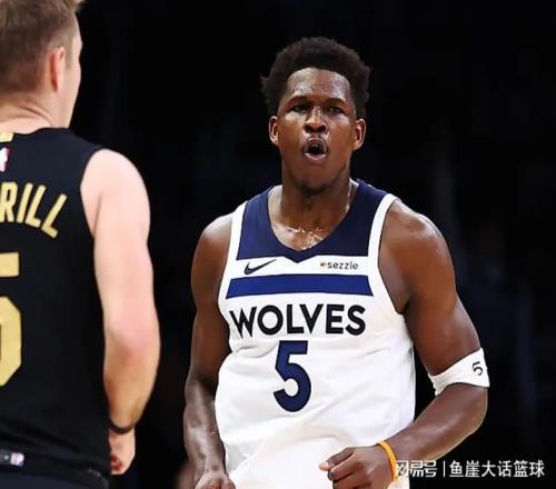 愛(ài)德華茲賽后攤牌，勇士舊將立功！米切爾被坑苦，湖人也無(wú)路可退