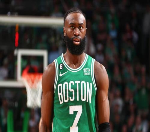 布朗：上賽季我并非很想投三分，但今年更積極尋找三分機會