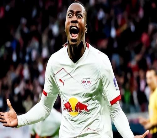 16場10球19歲天才邊鋒橫空出世利物浦找到薩拉赫替身開價1億歐