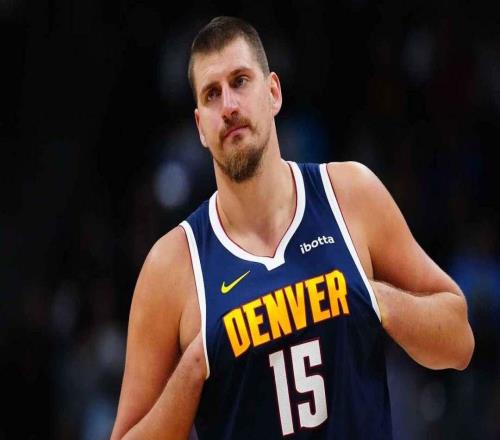 有意思，NBA裁判們再也不用擔心掘金隊的約基奇會(huì )罵他們了