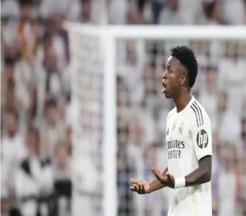 舊將：維尼修斯表現(xiàn)沒達到他的續(xù)約要求，多數(shù)皇馬球員也這樣