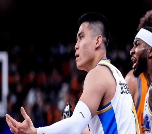 北京2主力打強(qiáng)隊真不行！杰曼+陳盈駿內(nèi)外線全被限制，趙睿太重要