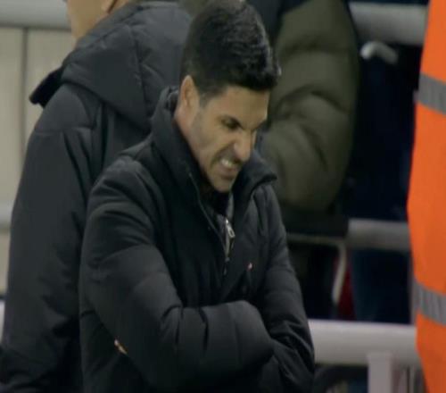 戰(zhàn)平桑德蘭，阿森納各項(xiàng)賽事10連勝和英超5連勝遭終結(jié)