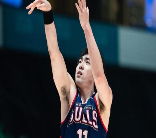 再赴京城熱身雙雄！香港金牛悶聲干實(shí)事CBA擴(kuò)軍必有其一席之地