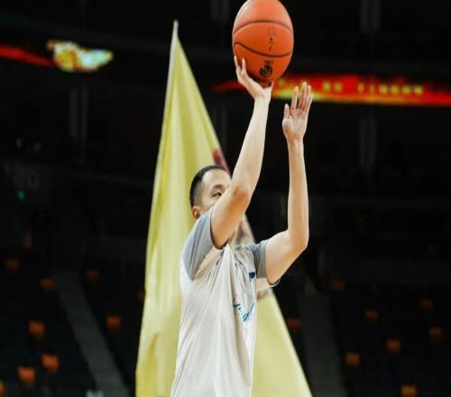 徐杰“彩虹”降臨，雨過總會天晴