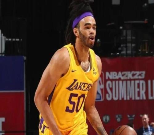 山東隊(duì)新簽內(nèi)線外援，場(chǎng)均15+7遼寧隊(duì)新外援場(chǎng)均僅3.8分