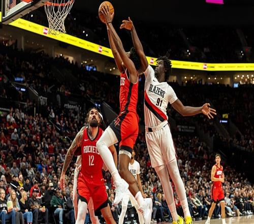 未來的優(yōu)秀3D！開拓者側(cè)翼新星簡直是在攻防兩端都完爆了火箭