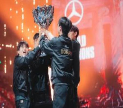 韓國總統(tǒng)李在明發(fā)文祝賀T1和Faker三連冠：再次證明電子競(jìng)技強(qiáng)國的實(shí)力