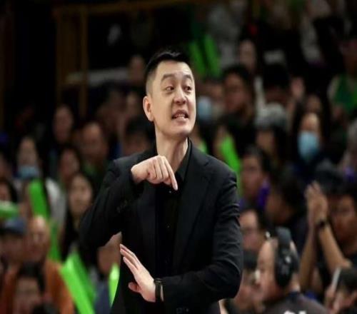 CBA最新消息！曝亨特加盟遼寧男籃，劉煒離開新疆男籃