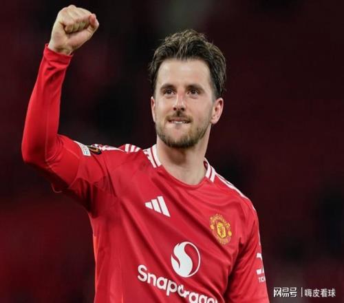 上升8位！曼聯(lián)進(jìn)步冠絕英超，三人晉級(jí)難歸，阿莫林擔(dān)心B費(fèi)搶飯碗