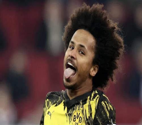 德天空：曼聯(lián)對(duì)阿德耶米感興趣，紅魔首席球探非常了解球員