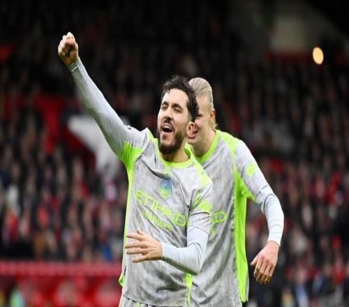 曼城豪取八連勝！暫登頂英超，1分領(lǐng)先阿森納，瓜帥追平弗格森