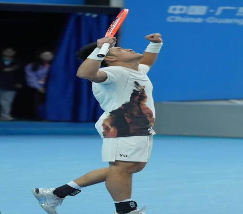 吳易昺兌現(xiàn)自己的豪言送蛋奪得全運(yùn)會(huì)金牌，三次參加全運(yùn)會(huì)終圓夢(mèng)