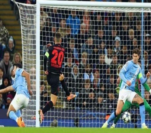 【歐冠】輪換10人遭連敗，曼城0比2勒沃庫森