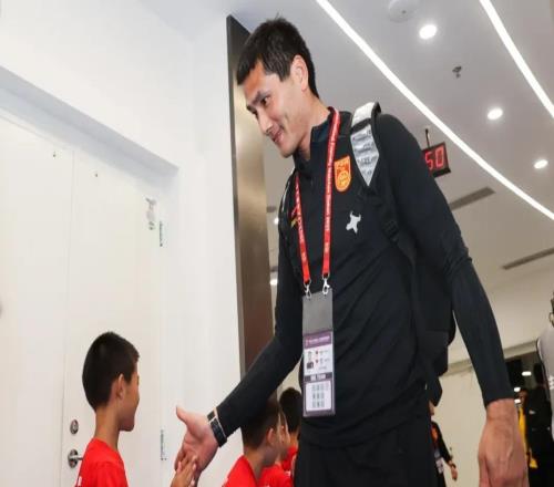 “邵一期”國足名單：國安、泰山6人入選，于漢超、周挺“助陣”