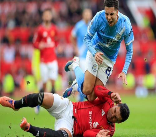 瓜迪奧拉氣炸了：狼狽落敗，爭冠形勢惡化，曼聯(lián)新帥締造神跡