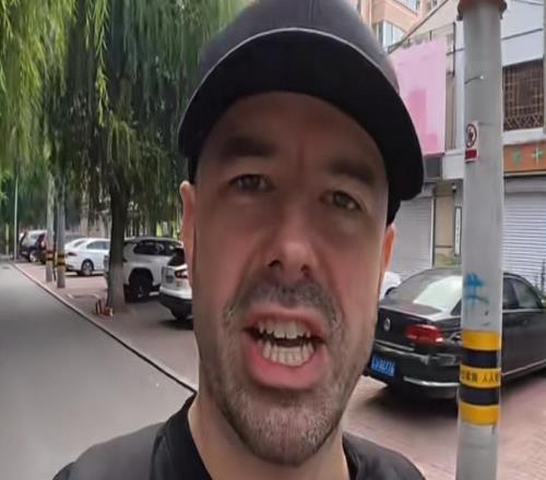 在华英国博主提姆哥：英国低级别联赛水平也比中超好
