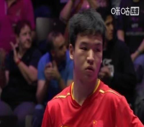 向鵬23不敵弗朗西斯卡，國乒男單無緣蒙彼利埃賽16強