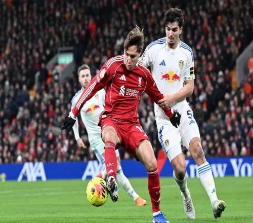 僅踢11分鐘！基耶薩成利物浦邊角料斯洛特真不待見他