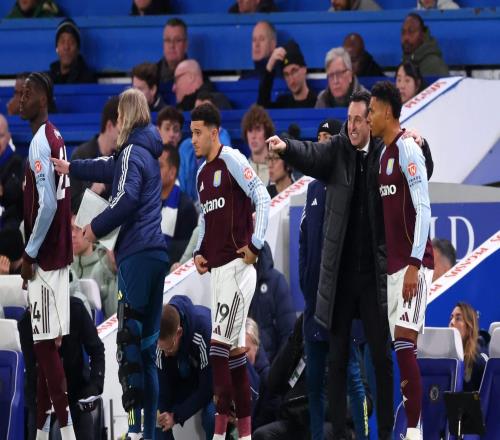 小雷：冬窗對維拉至關(guān)重要，如果能補強陣容他們真可能奪冠