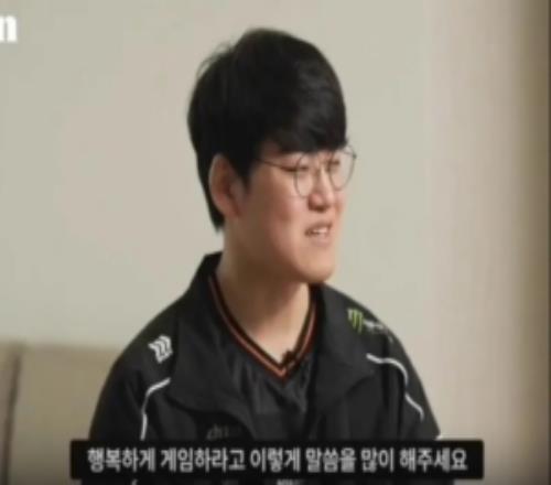 Gumayusi：我想多展現(xiàn)，讓大家看到我為什么是最頂級(jí)的AD