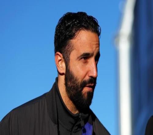 曼聯(lián)官方：阿莫林不再擔任球隊主帥，達倫弗萊徹將擔任代理主教練