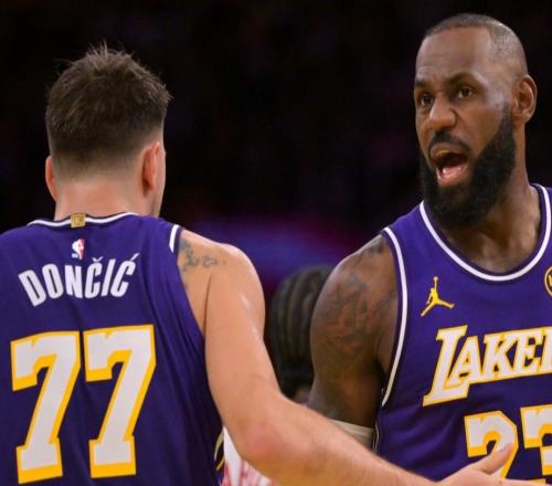 角色開始轉(zhuǎn)變！老詹：東契奇進(jìn)入狀態(tài)后，我得想辦法跟上他的節(jié)奏