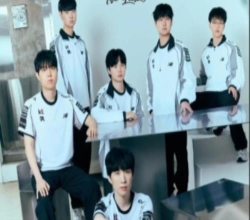 KT發(fā)布2026新賽季隊服：灰白色調黑色點(diǎn)綴主題為“突破極限”