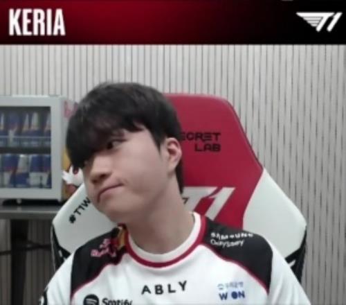 Keria：跟AI一起打LOL會(huì)很有趣吧，能打的話是我的榮幸