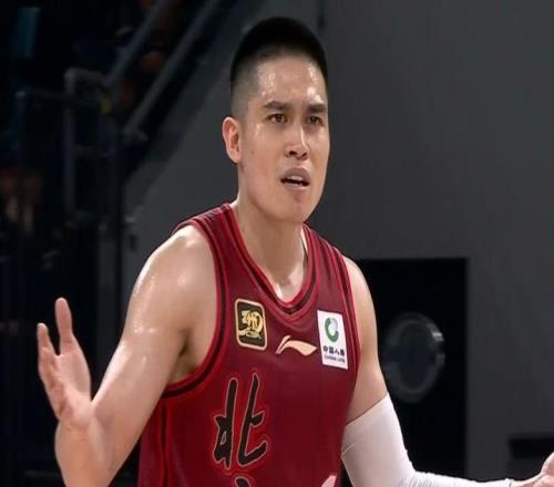 拼陣容深度！陳盈駿領(lǐng)銜，CBA四大豪門(mén)球隊誰(shuí)的第六人更強
