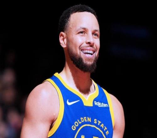 拒逆轉(zhuǎn)！庫里31+7全隊(duì)第二，字母哥34+10格林立功，巴特勒21分9罰