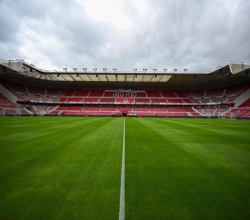 米堡官方：允許主帥愛德華茲與狼隊談判，已與后者達(dá)成協(xié)議條款